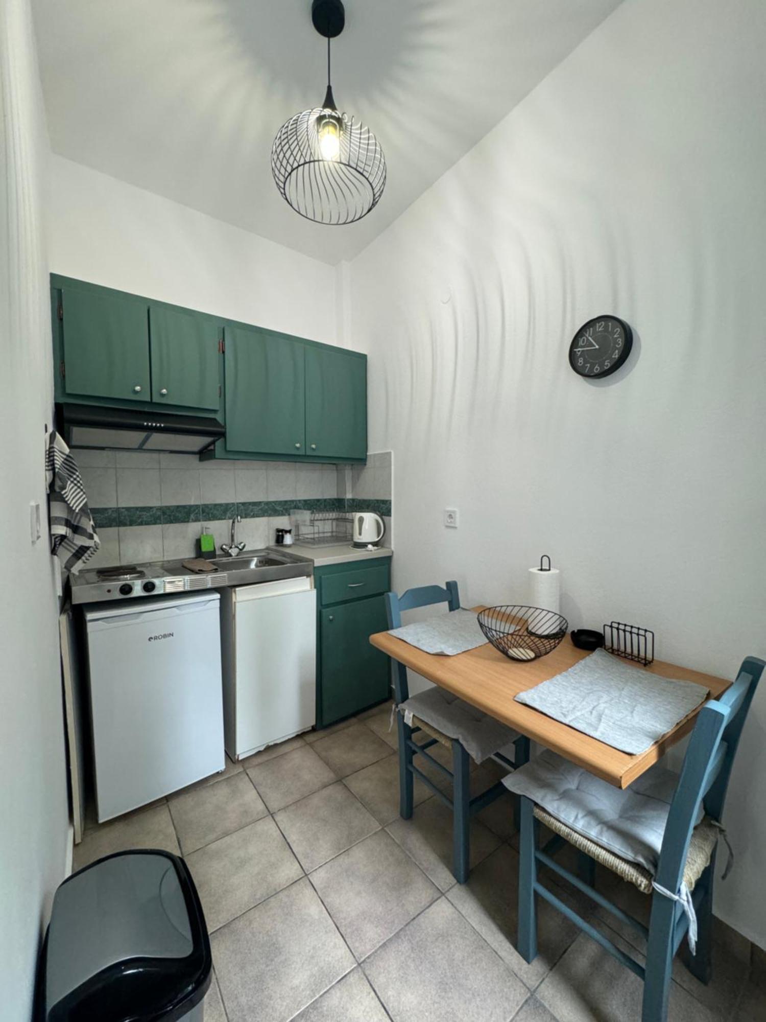 Melintas Cozy Apartments 2 Plomari エクステリア 写真