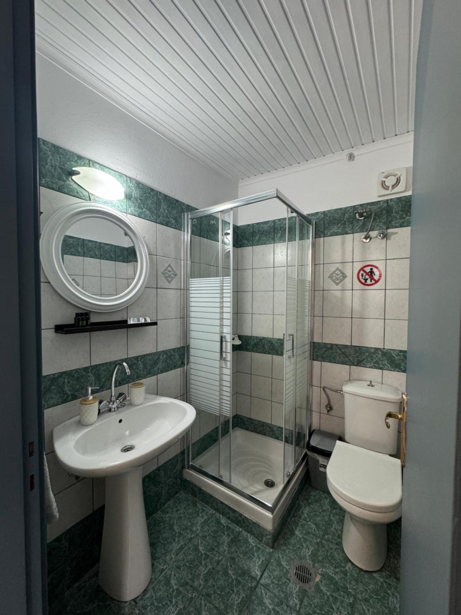 Melintas Cozy Apartments 2 Plomari エクステリア 写真